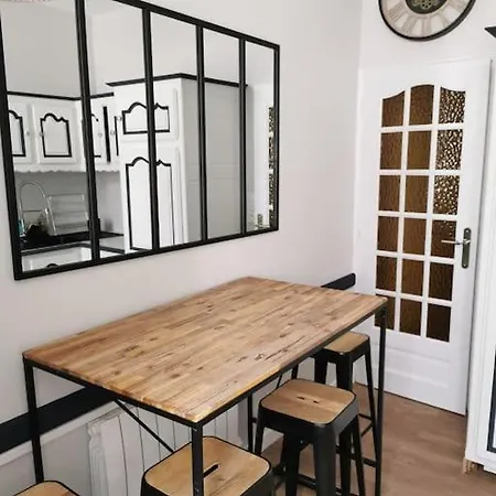 Ferienhaus Maison Chaleureuse Dans Petite Cite De Caractere