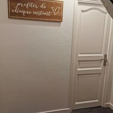 Maison Chaleureuse Dans Petite Cite De Caractere Ferienhaus